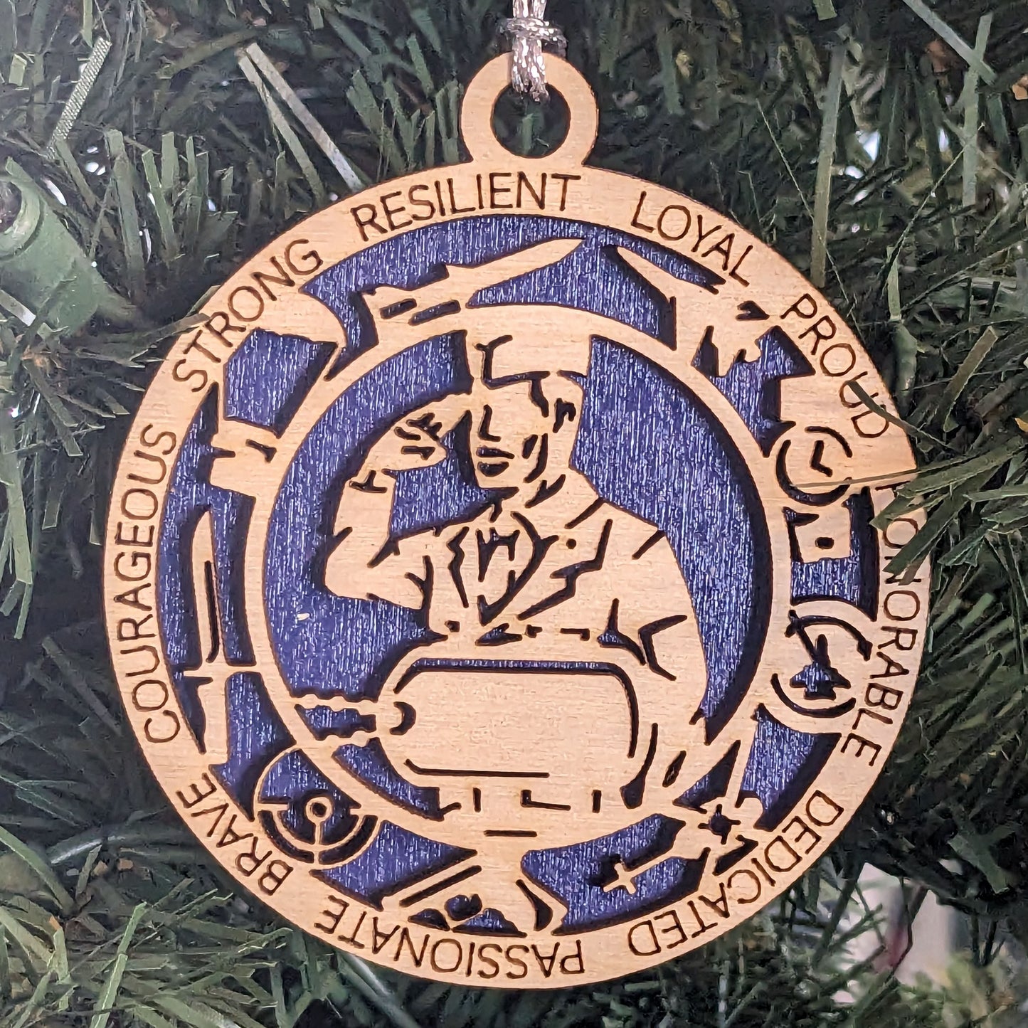 Air Force Christmas Ornament - Customizable Wood Keepsake for Military Veteran - Patriotic Holiday Decor with Personalized Dogtag