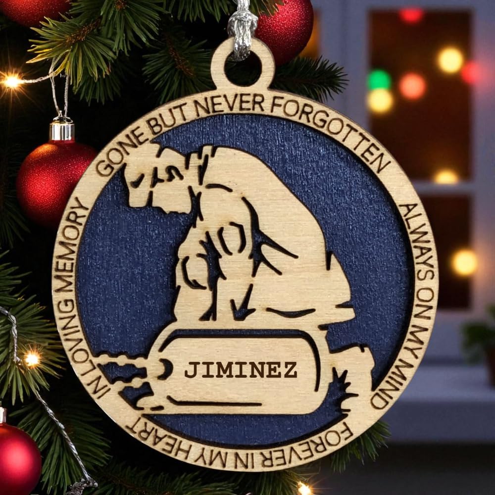 3" Coast Guard Memorial Ornament, Kneeling Soldier, Dog Tag