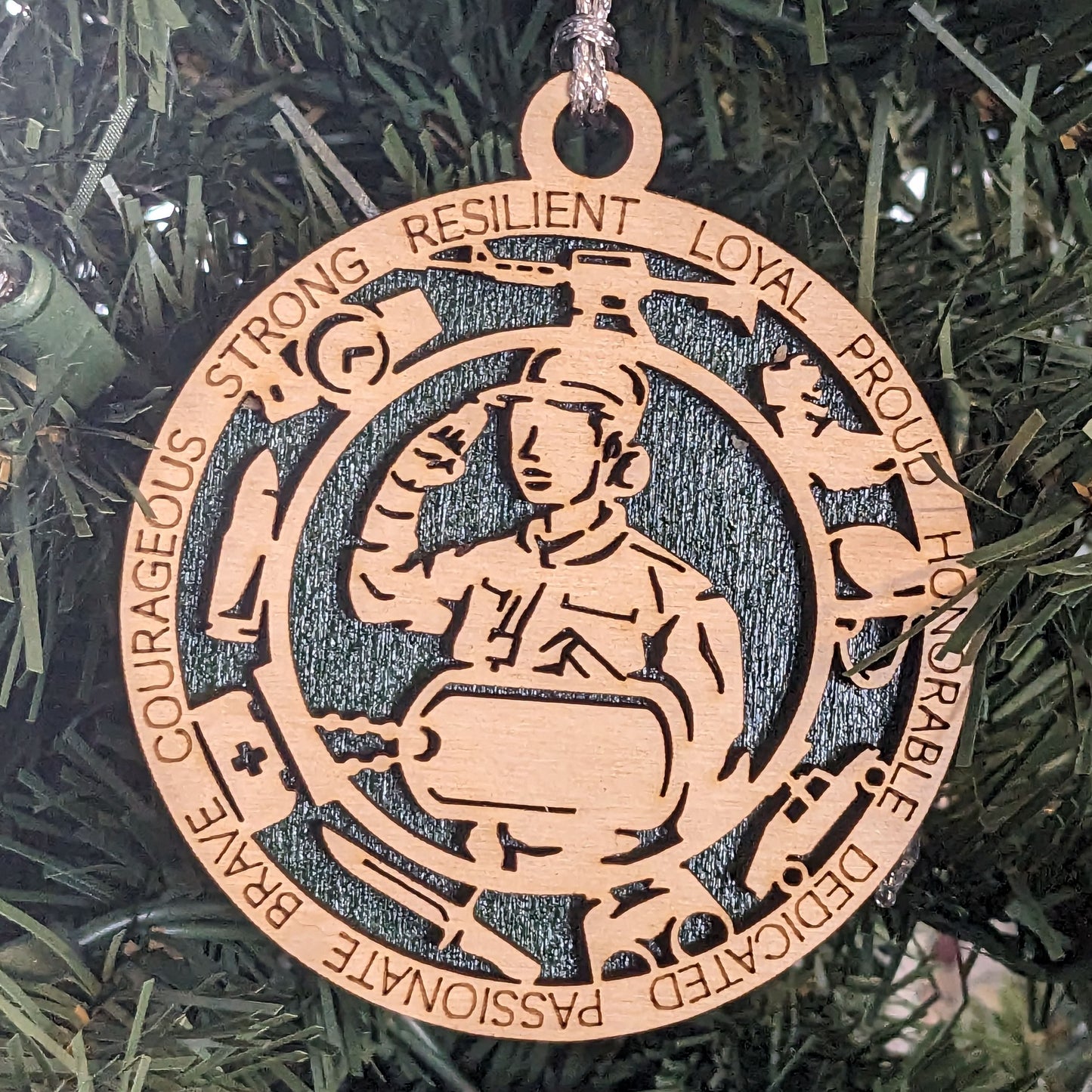 Female Soldier Christmas Ornament - Personalized Military Dog Tags, Wooden Army Gift for Women Veterans, Handcrafted USA